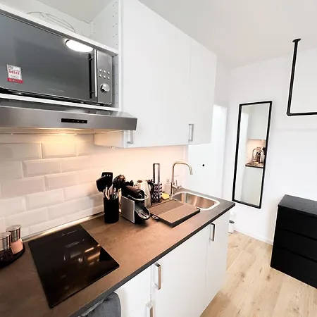 Vibehome Duesseldorf - Stadtmitte Eksteriør billede