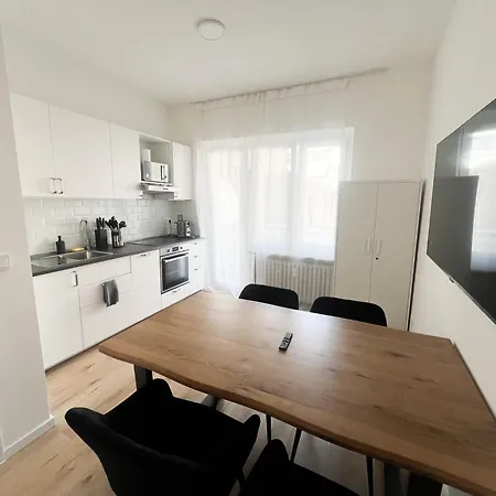 Vibehome Duesseldorf - Stadtmitte Eksteriør billede