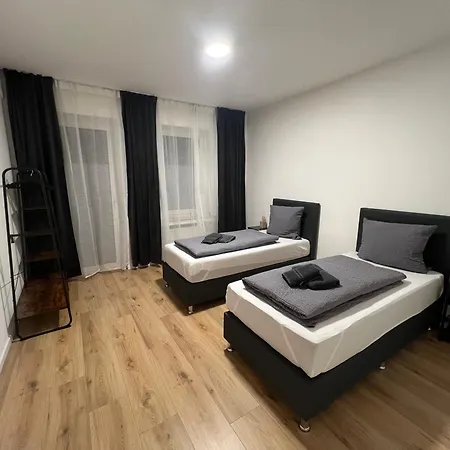 Vibehome Duesseldorf - Stadtmitte Eksteriør billede